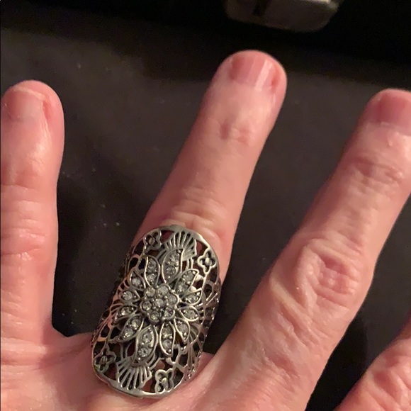 Ring - Picture 3 of 3